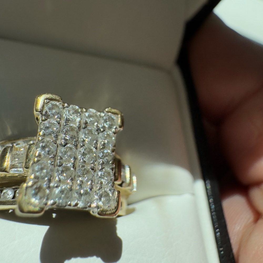 Solid Gold W/Diamonds Ring - image 1